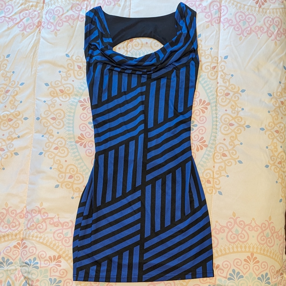 🎉BOGO FREE🎉 Allegra K Geometric Print Cowl Neck Dress